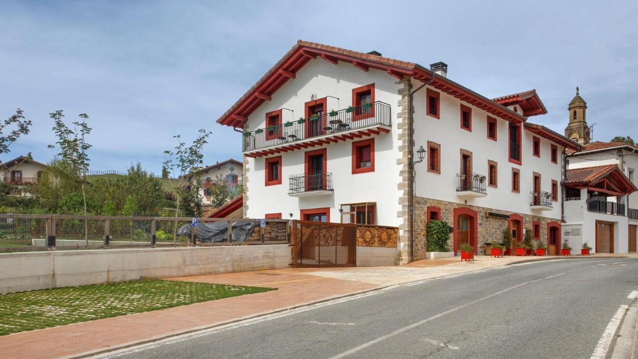 Apartamentos Turisticos Rurales Iturburuarena Alkotz Exterior foto